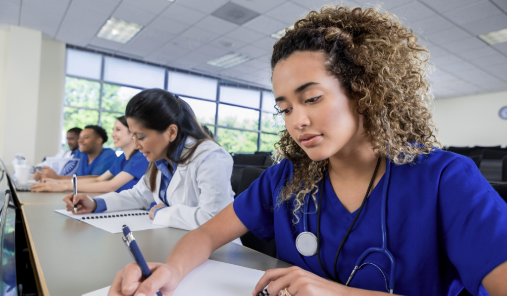 Professional Advancement in Nursing: Pathways for Growth and How Organizations Can Support Them | CHCI